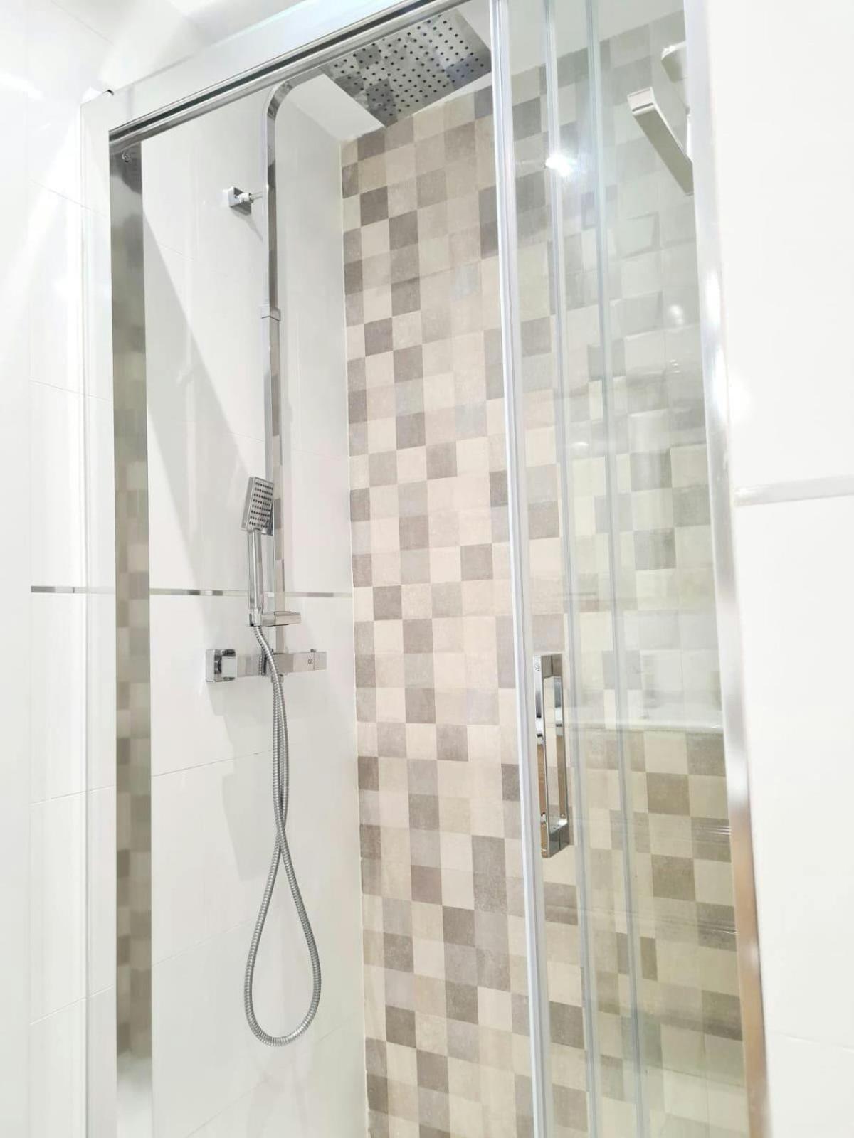 Apartamento Moderno Y Con Estilo En La Carihuela Torremolinos Exteriér fotografie